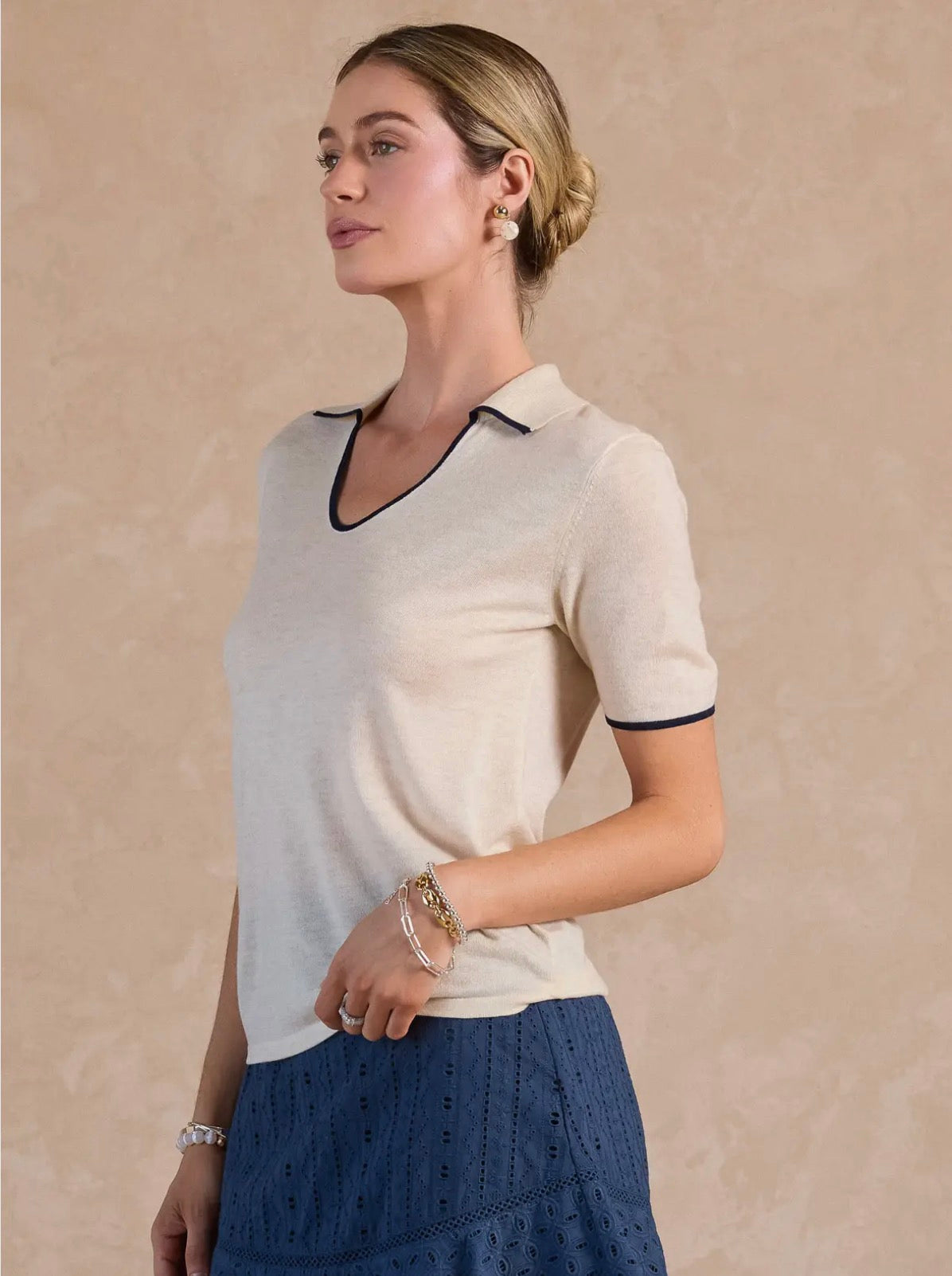 U-Neck Knit Contrast Polo Top