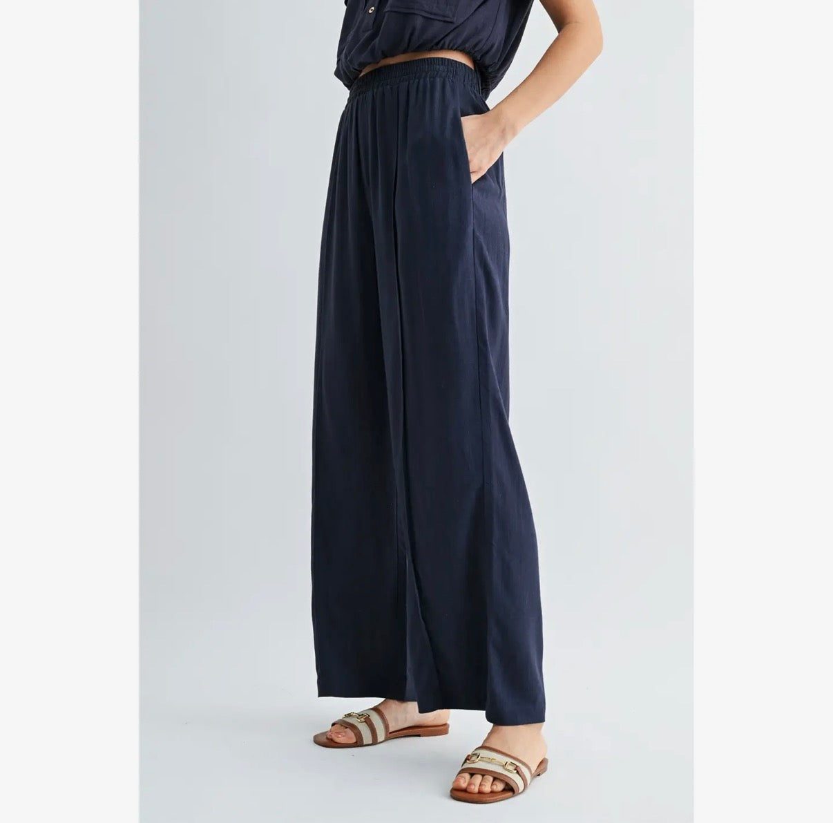 Front Pintuck Pants