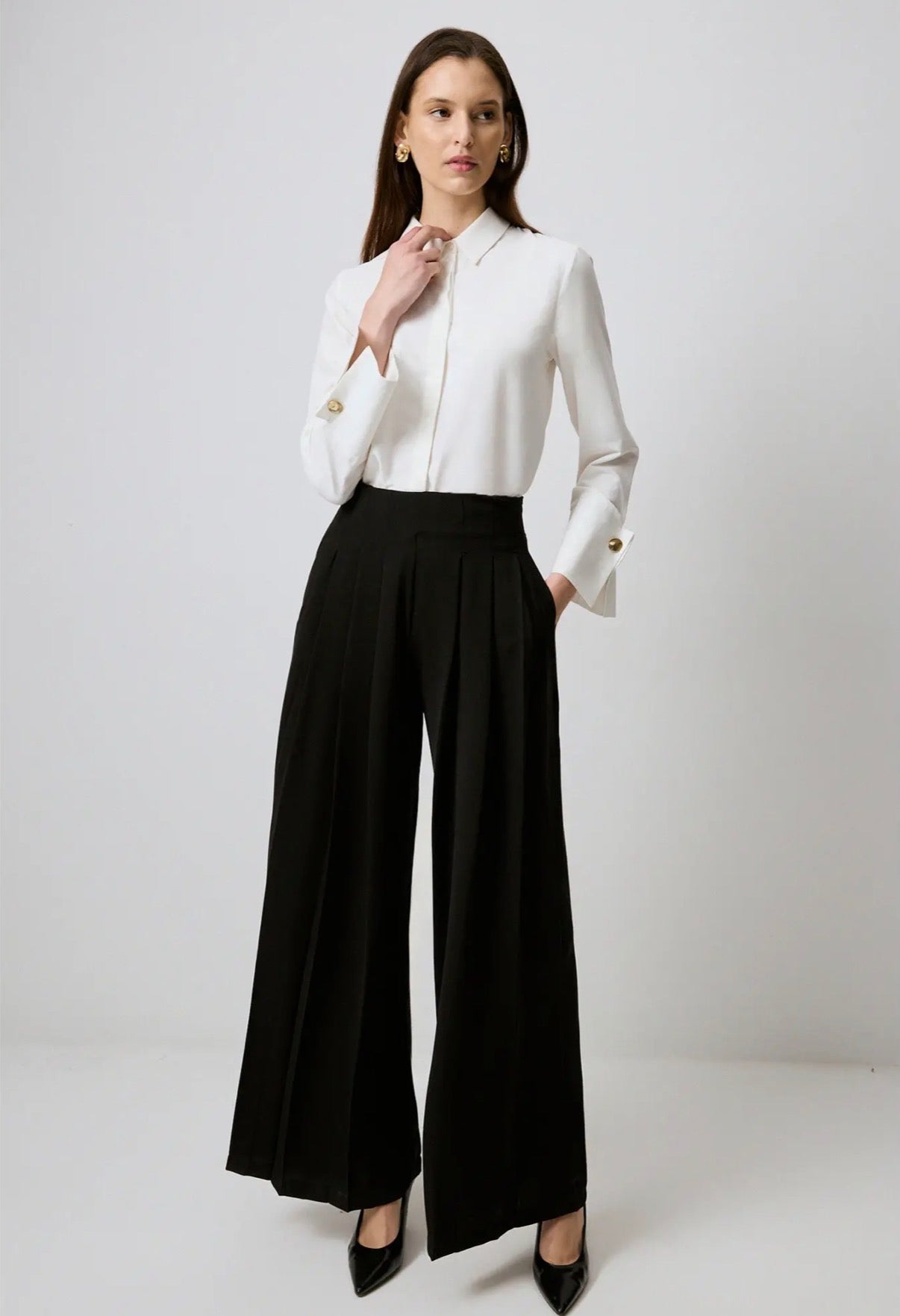 High-Waist Pleated Wide-Leg Pants - Flowing Crepe Trousers