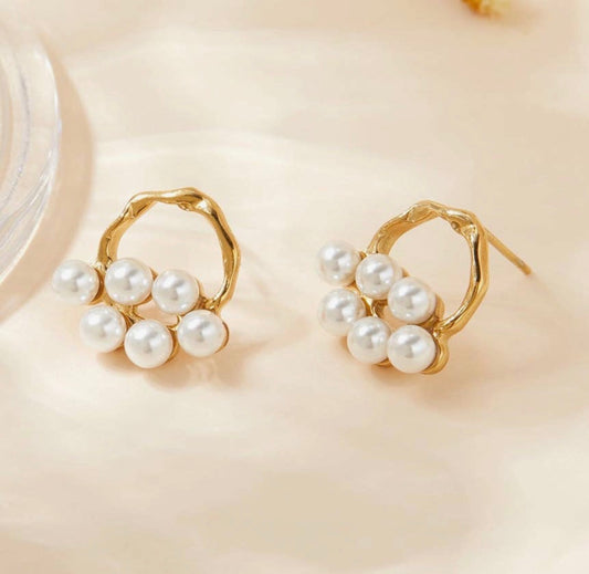 Éclat Pearl Earrings
