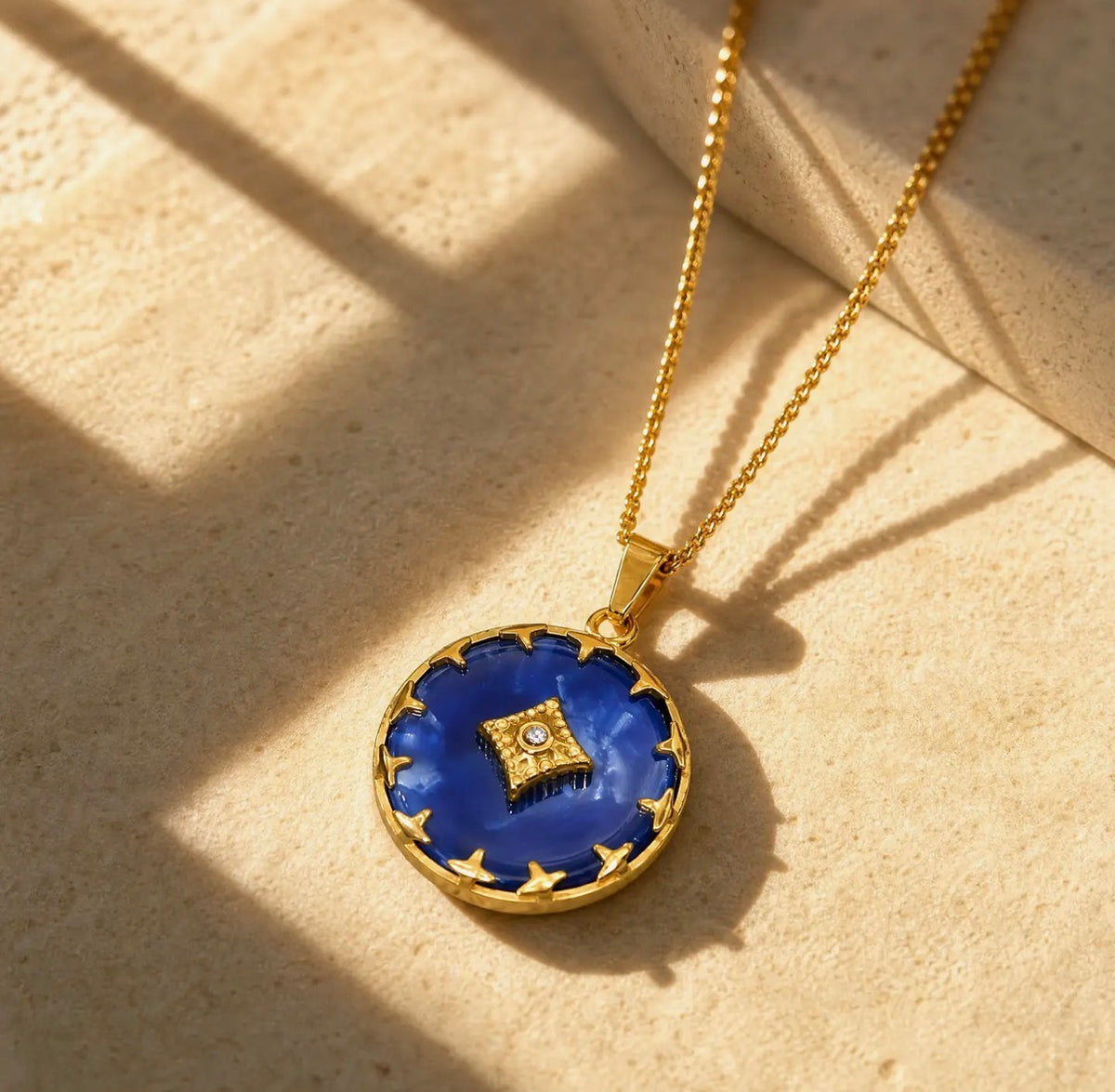 Céleste Necklece